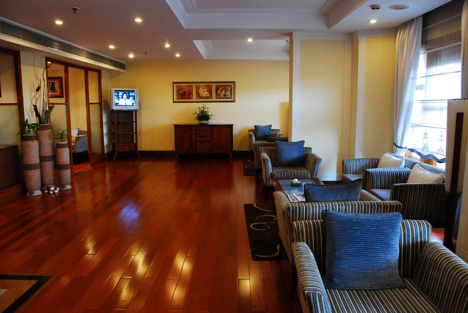 Jaypee Vasant Continental Hotel New Delhi Luaran gambar The lounge at Yangon International Airport
