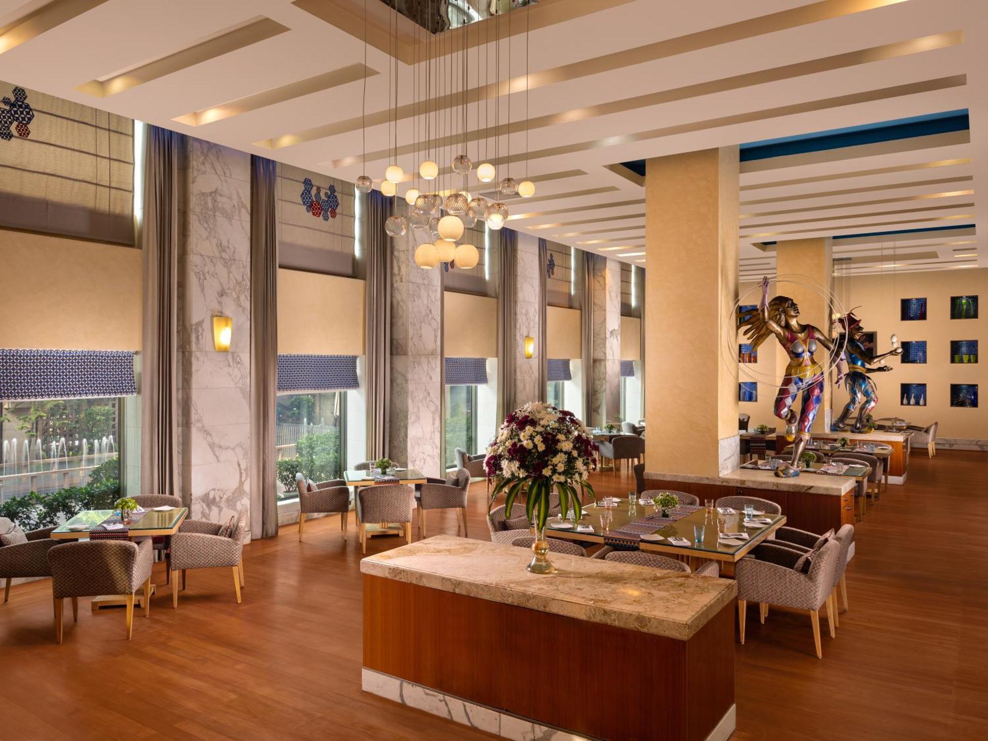 Jaypee Vasant Continental Hotel New Delhi Luaran gambar The restaurant