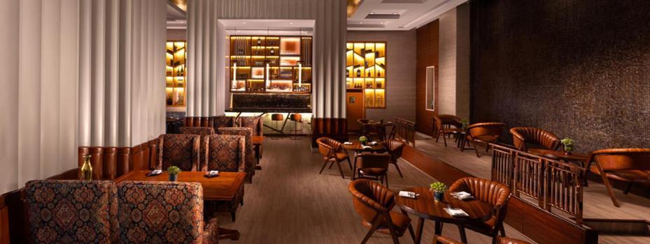 Jaypee Vasant Continental Hotel New Delhi Luaran gambar The Bar