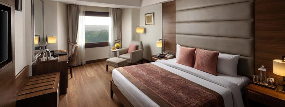 Jaypee Vasant Continental Hotel New Delhi Luaran gambar A room at the Taj Bengal